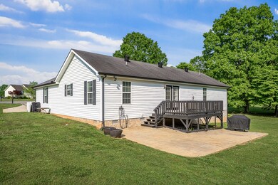 85 Pine Crest Cir, McMinnville, TN 37110 - photo 5