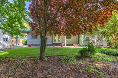 4163 Carlton Ave, Central Point, OR 97502 - photo 4