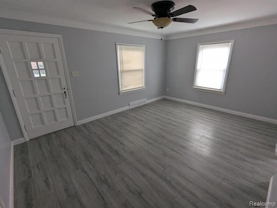 21103 Nummer St, Warren, MI 48089 - photo 4