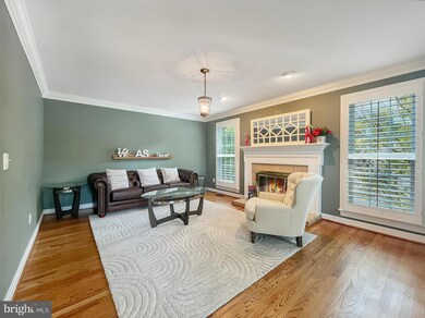 15478 Waters Creek Dr, Centreville, VA 20120 - photo 6
