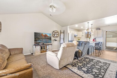 5-web-or-mls-3308-w-thorndale-loop