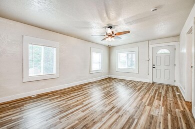 2710 C St, Selma, CA 93662 - photo 5