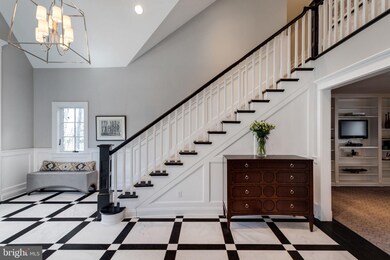 913 Lynton Place, McLean, VA 22102 - photo 2