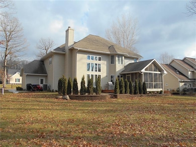 4231 Oak Leaf Ct NE, Cedar Rapids, IA 52411 - photo 3