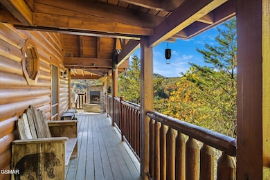 03-1560-Starwood-Way-Sevierville-TN-3