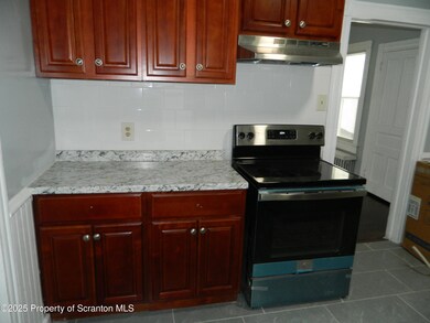 1705 Farr St, Scranton, PA 18504 - photo 7