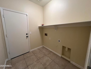 25161 W Carson Ct, Buckeye, AZ 85326 - photo 7