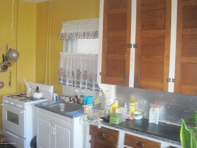 1322 Linden St, Scranton, PA 18510 - photo 4