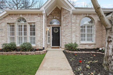 7004 Stephanie Ct, North Richland Hills, TX 76182 - photo 2