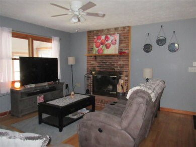 64 Gowing Rd, Hudson, NH 03051 - photo 4