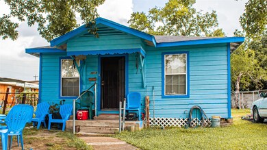 3915 Mount Pleasant St, Houston, TX 77021 - photo 2