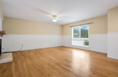 2889 Santa Barbara Ave.