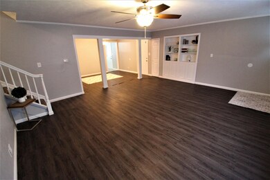 52700 Walsingham Ln, South Bend, IN 46637 - photo 2