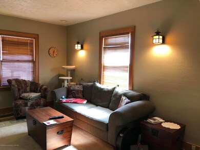 916 Dakin St, Lansing, MI 48912 - photo 4