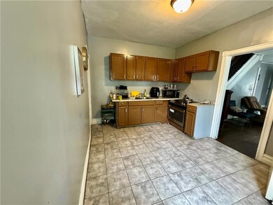 35 N Franklin St, Allentown, PA 18102 - photo 6