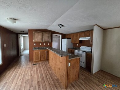 1911 Wald Rd unit 9, New Braunfels, TX 78132 - photo 4