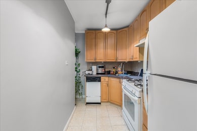 34-20 78th St unit 2J, Jackson Heights, NY 11372 - photo 2