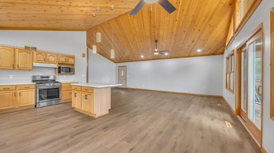 Living Room & Kitchen