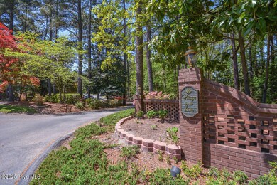 14VillagebytheLakeLane-01