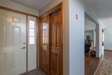 139 Poplar St, Manchester, NH 03104 - photo 2