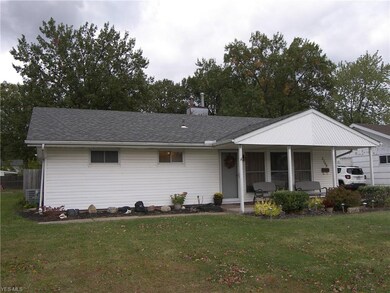 2369 E 42nd St, Lorain, OH 44055 - photo 2