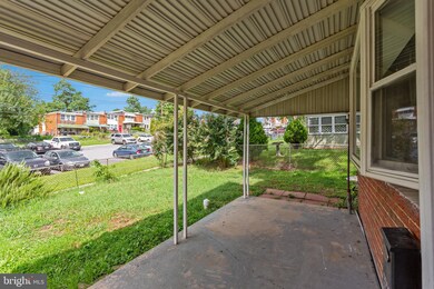 3229 Tartarian Ct, Halethorpe, MD 21227 - photo 4