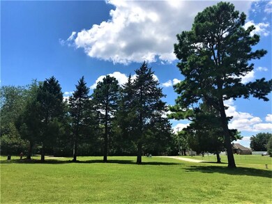 Lot also has it's own well.