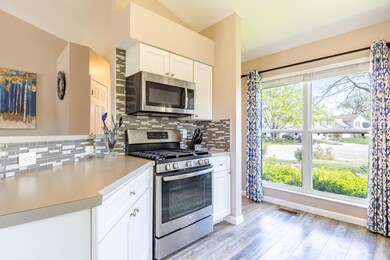 817 Gulliver Dr, Columbus, OH 43207 - photo 6