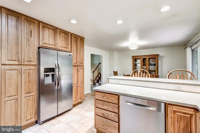 7113 Carmae Rd, Sykesville, MD 21784 - photo 6