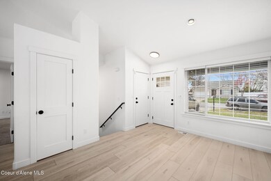 7664 N Winter View Dr, Coeur D Alene, ID 83815 - photo 5