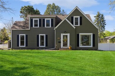 5404 Hickman Rd, Des Moines, IA 50310 - photo 2