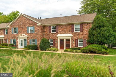 8406 Forrester Blvd unit 572, Springfield, VA 22152 - photo 4