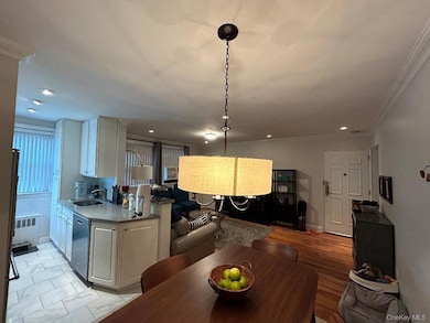 199-11 19th Ave unit 2-170, Whitestone, NY 11357 - photo 6