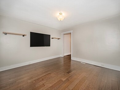 347 Sweetbriar St, Pittsburgh, PA 15211 - photo 4