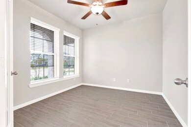 30407 Centipede Grove Ln, Fulshear, TX 77423 - photo 5