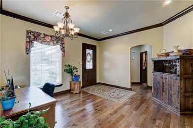 19805 Crest Ridge Dr, Edmond, OK 73012 - photo 5