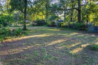 6529 Mcwilliams Dr, Houston, TX 77091 - photo 2