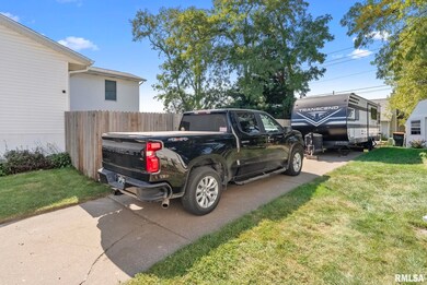 5812 Appomattox Rd, Davenport, IA 52806 - photo 7