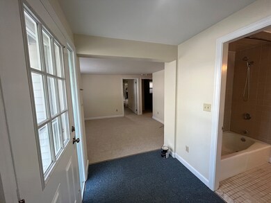 237 Webster St unit 237, Needham Heights, MA 02494 - photo 3