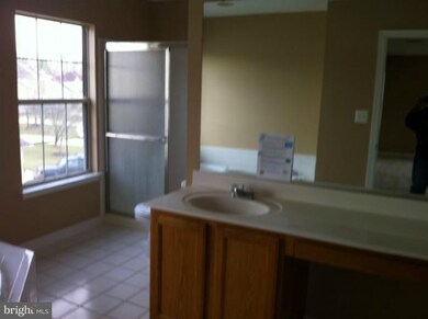 5901 Homewood Ct, Lanham, MD 20706 - photo 2