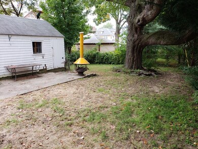 18 Mountainview St, Springfield, MA 01108 - photo 2