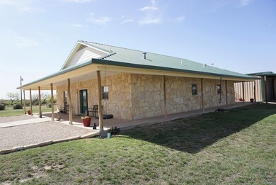 10945 Paisano Ln, San Angelo, TX 76904 - photo 3