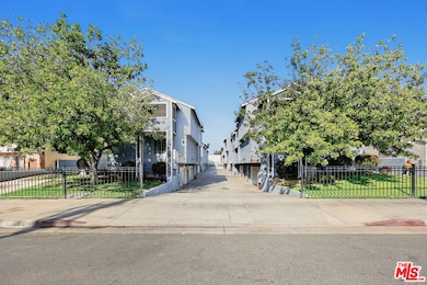 862 W Mines Ave, Montebello, CA 90640 - photo 3