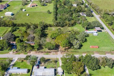 8406 W Sherri Cir, Manvel, TX 77578 - photo 2