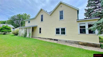 1107 N 4th St, Mankato, MN 56001 - photo 3