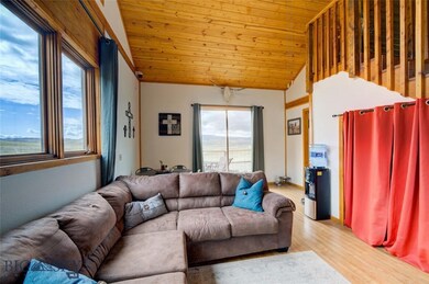 Living Room -
Photo from previous listing.
