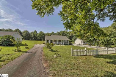 804 Clark Rd, Inman, SC 29349 - photo 2