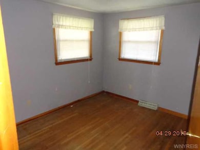 176 Edward St, North Tonawanda, NY 14120 - photo 4