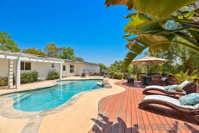 14297 Hacienda Ln, Poway, CA 92064 - photo 2