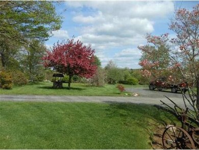 100 E Charlton Rd, Spencer, MA 01562 - photo 3